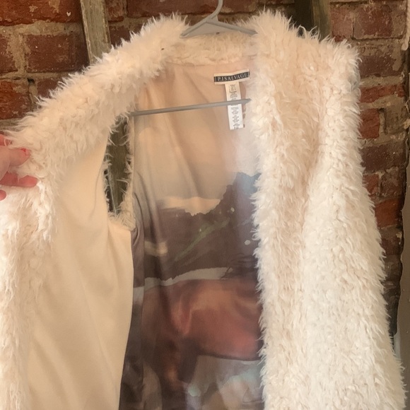 PJ Salvage Sherpa Fur Vest - Picture 3 of 4